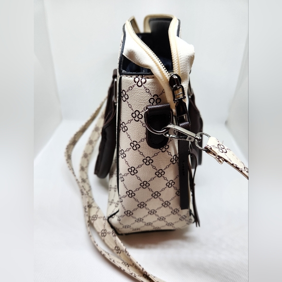 Brand new Cream-colored purse - Picture 5 of 6